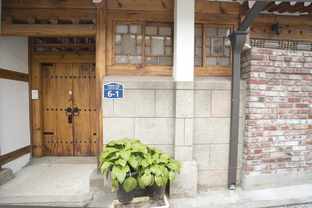 Nuri Hanok Guesthouse Seoul Exterior photo